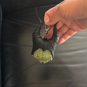 B&BW Maleficent Holder